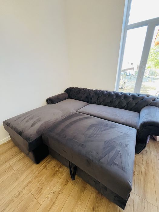 Coltar chesterfield extensibil