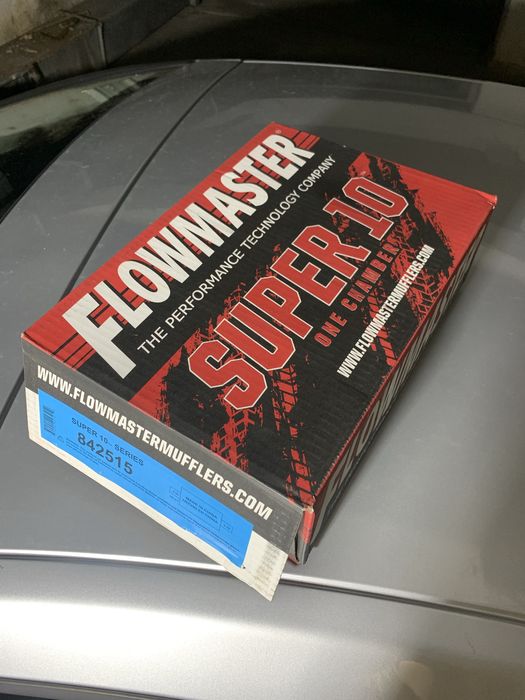 Спортно шумно гърне за V6 или V8