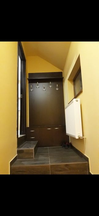 Închiriez Garsoniera zona Iosia
