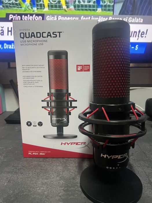 Microfonul HyperX QuadCast