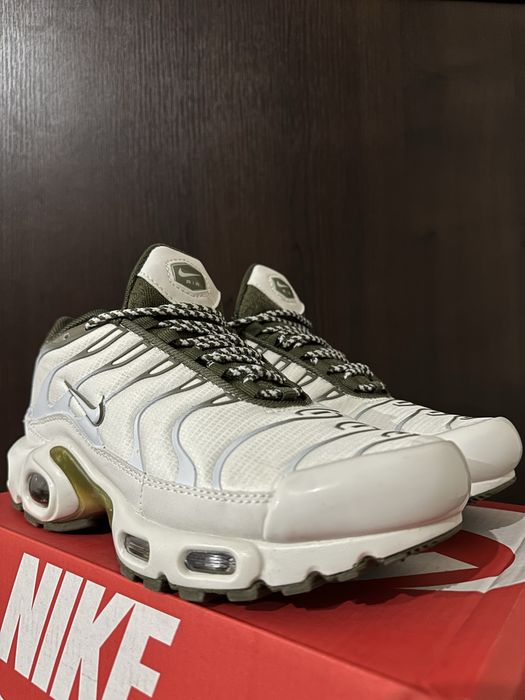 Nike Air Max Plus Phantom Neutral Olive - 40,41,42,43,44,45,46