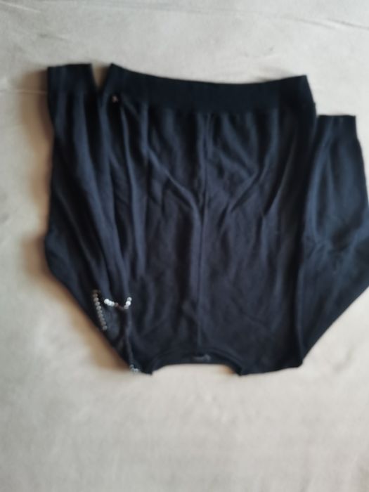 Детски пуловери Guess