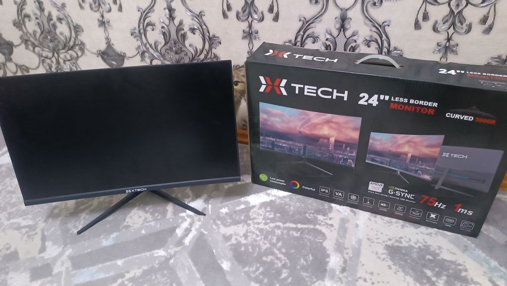 Монитор для компютер