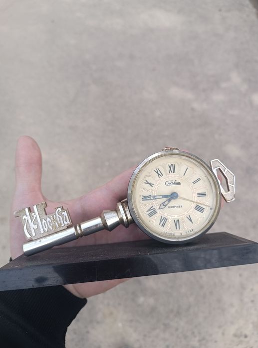 Настольные часы Слава СССР