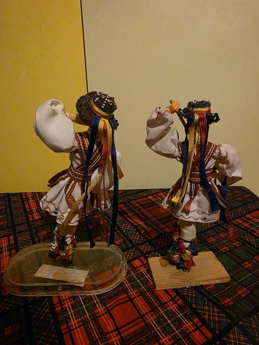 Vand călușari  romănești de colecție