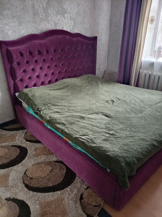 Продается кровать двуспальная