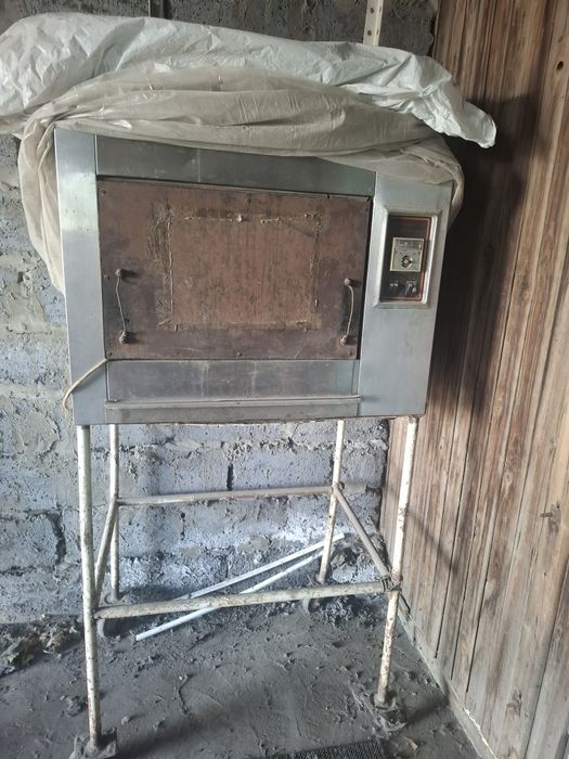 Продам аппарат гриль на 8 курей