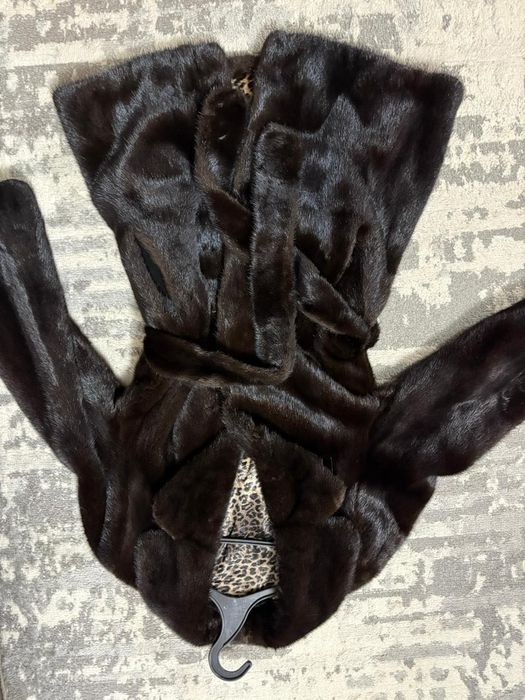 продам норковую шубу