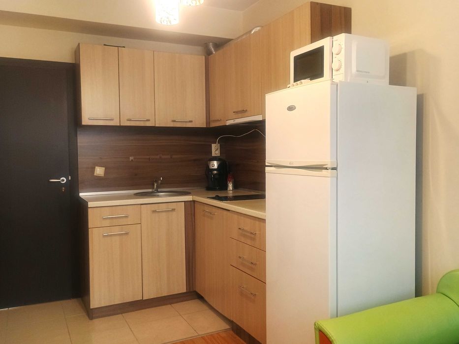 ТОП ЛОКАЦИЯ / Отличен голям тристаен Черно море 3 до плажовете