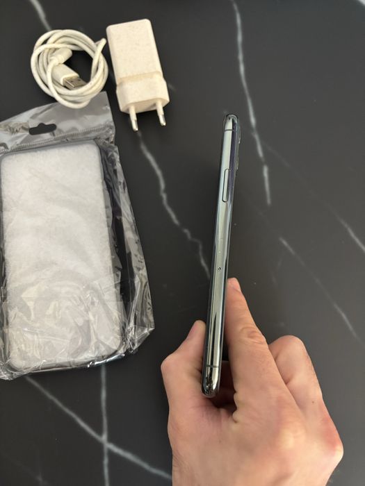iPhone 11 Pro GreenMidnight impecabil
