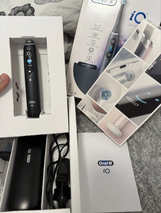Periuta electrica Oral-B IO8