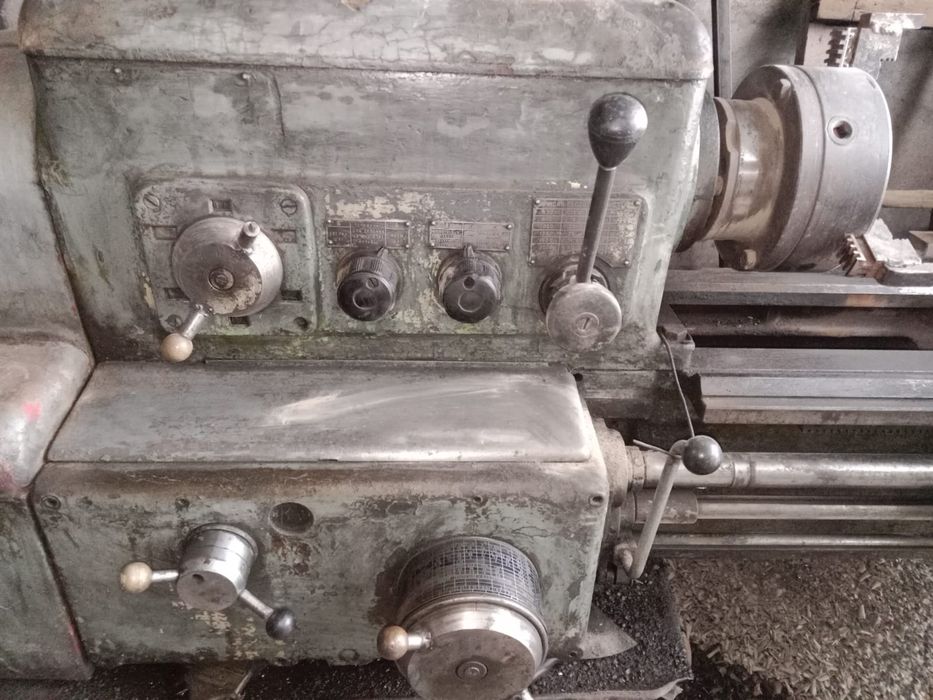 Токарный станок срочно продам