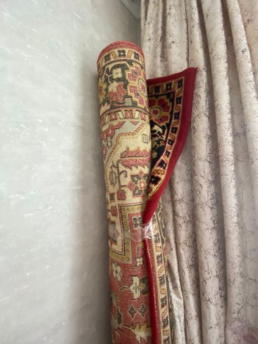 Продам ковер 2x3