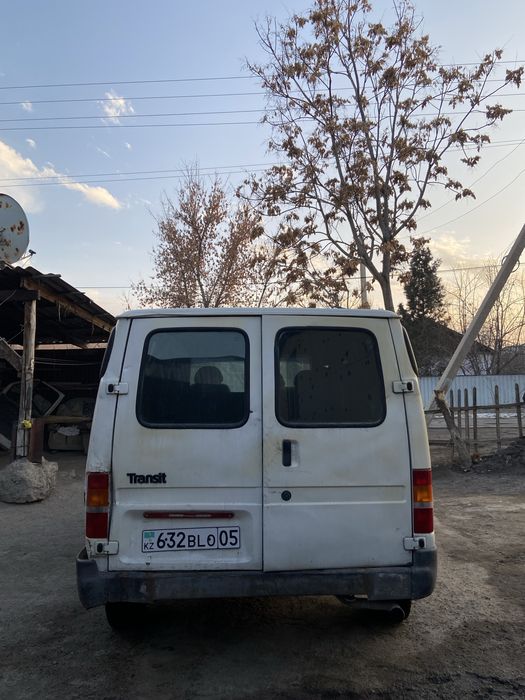 Ford Transit 1999 года рождение