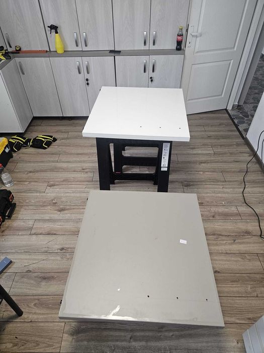 Colantare mobilă bucătărie și uși/dulapuri cu folie decorativă – Cluj