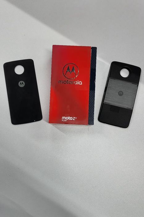 Motorola Z 3 play (motomods) телефон с проектором в отличном состоянии