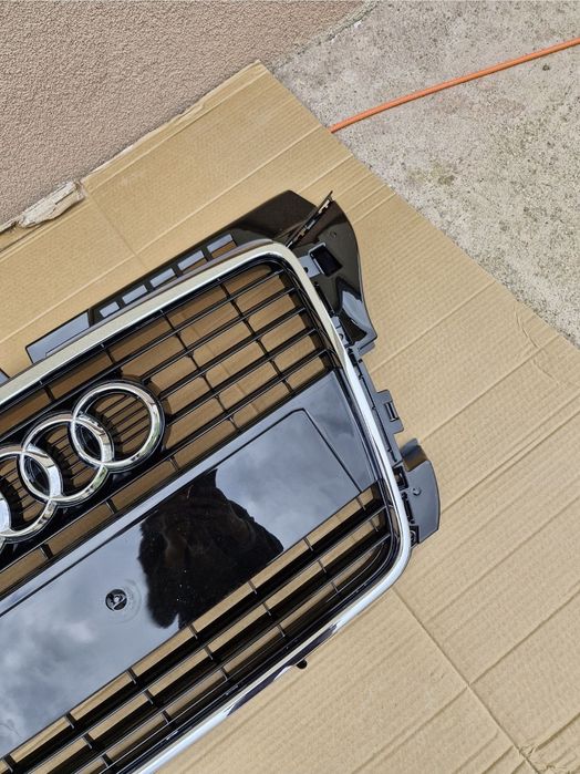 Grila Centrala Audi A3 8P facelift 2008-2012