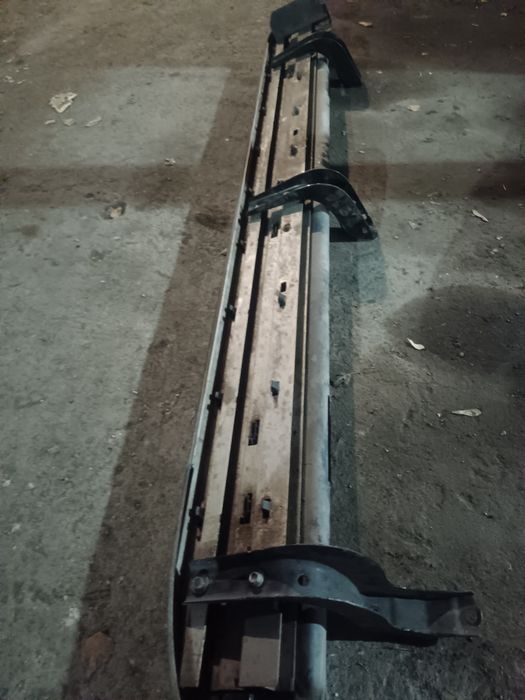 Продам парог на Ланкрузер Прода 150