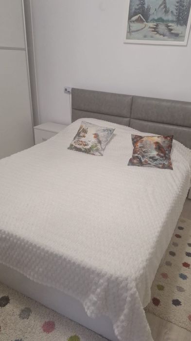 Vând pat MDF nefolosit 200x160 tapițat cu sertare