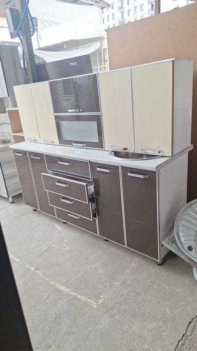 Срочно продам Кухонный гарнитур цены в описание