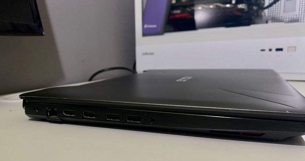 Игровой ноутбук ASUS
