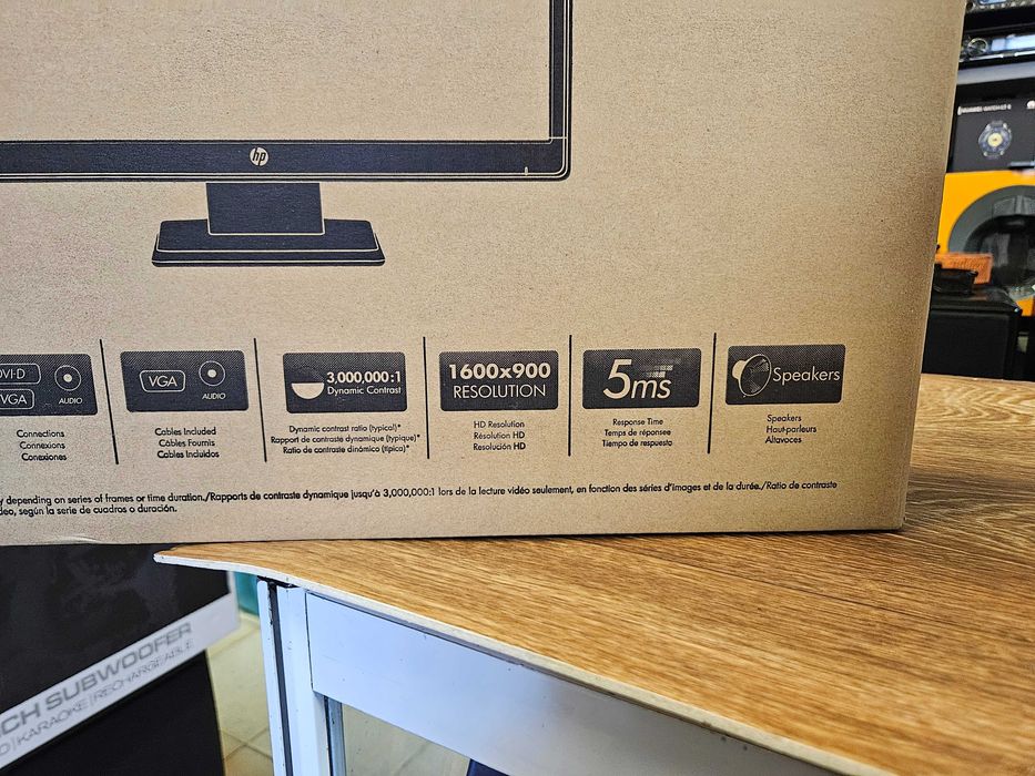 Монитор HP W2072a – Чисто нов, неразпечатван, в кутия с вградени тонколони