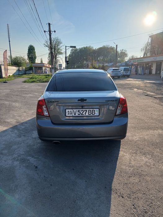 Лассети 1.8 механика 5700$