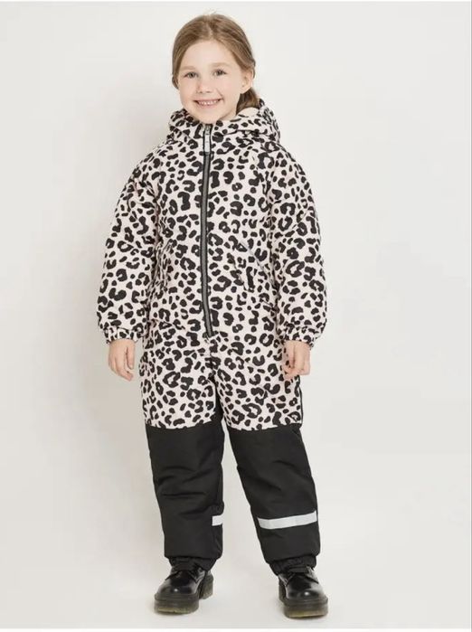 Продам комбинезон Футурино