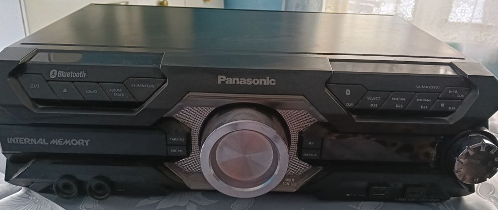 Vând boxe panasonic