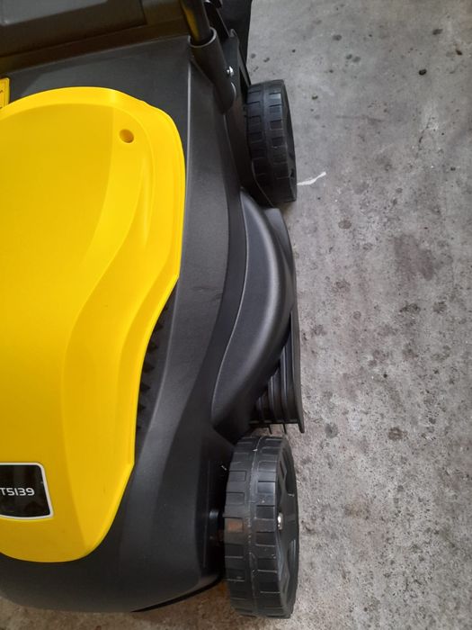 Masina tuns iarba/gazon-electrica