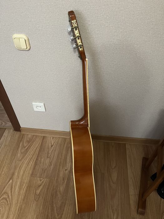 Классическая гитара Deviser. Срочно!