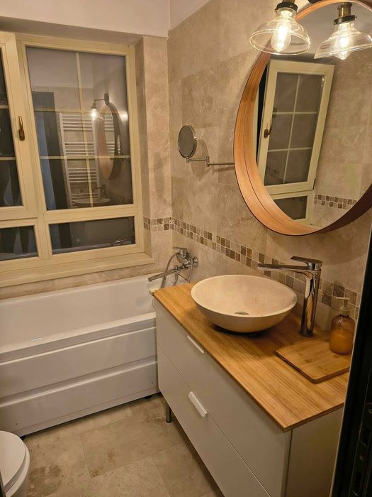 Apartament premium 3 camere + Garaj | Zona centrala- intre Râpa Galbenă si Carrefour Gara (Strada Florilor- Bloc Rezidential ROUA)