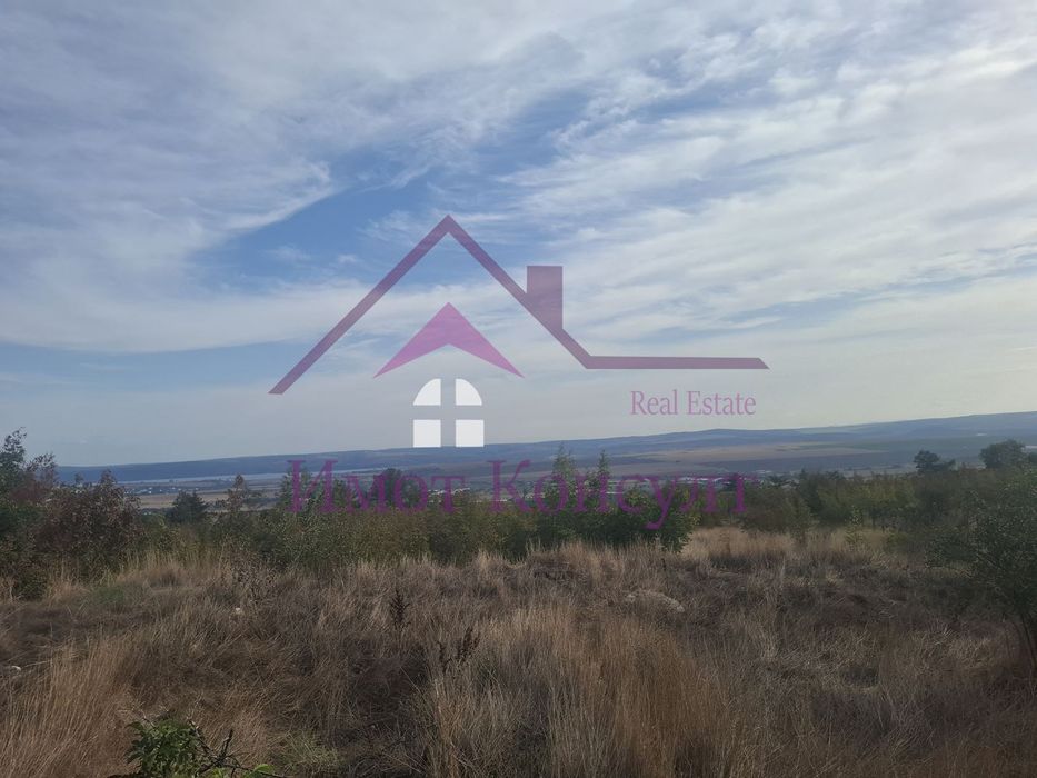 Парцел в Варна- площ 727 цена 24000