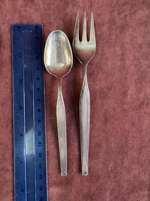 Сребърни прибори!