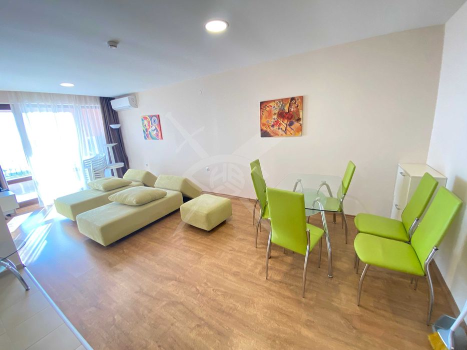 Продава се Тристаен апартамент в Свети Влас - 101 кв.м за 2426 €/кв.м - Снимка #1