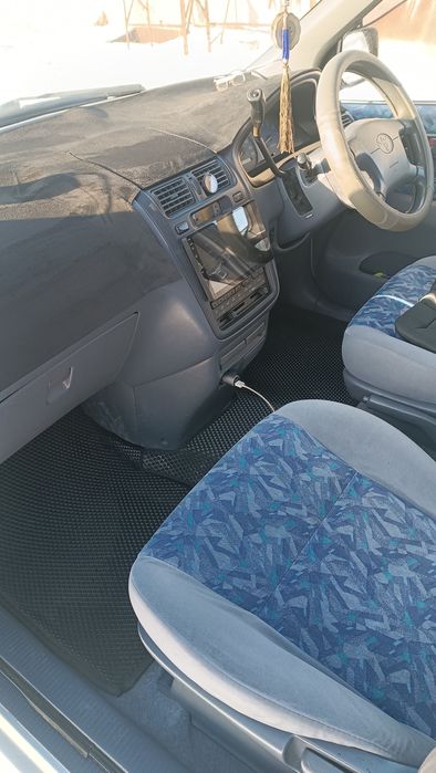 Продам Тойота Ипсум