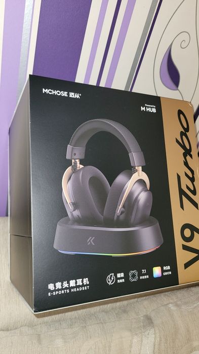 Casti Gaming MCHOSE V9Turbo RGB cu stand  impecabile în cutie
