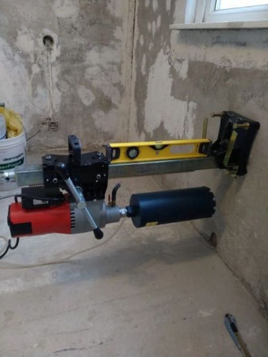 Almaniy bur,Devor teshish, Услуги алмазная бурение девор тешиш хизмати