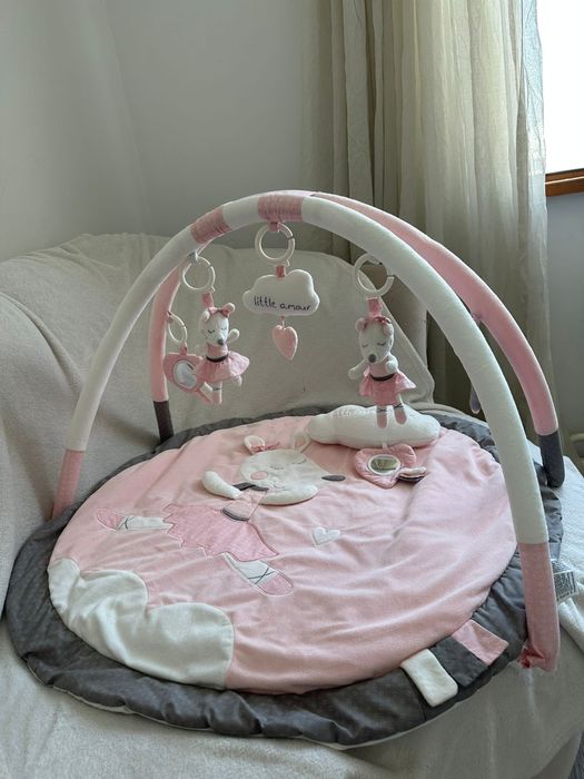 Детский развивающий коврик для малышей