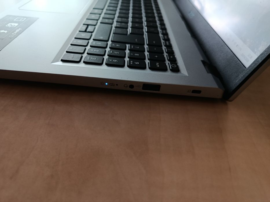 Laptop aspire  3 15   16 gb ram ddr 5  ryzen 5
