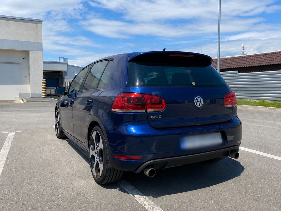 VOLKSWAGEN Golf 2011 — imagine 2