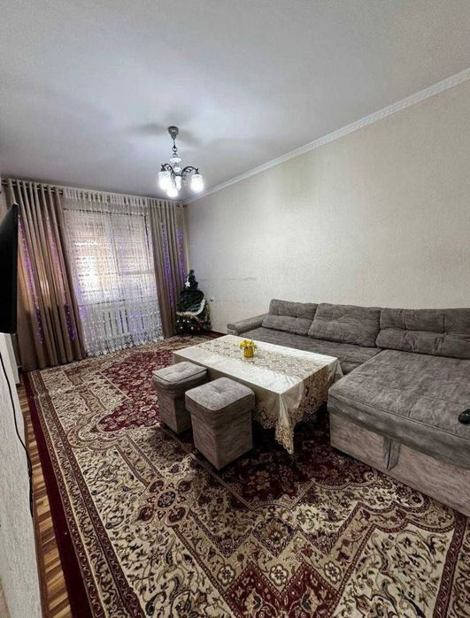 Продается 2-х ком квартира. Ялангач , ЭКО базар