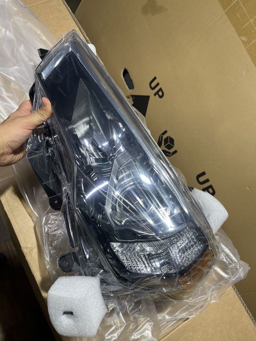 Фонари Toyota 4Runner