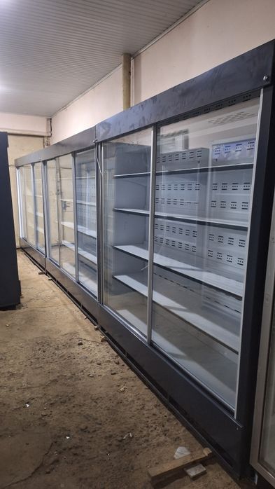 Продаются витиринный холодильники