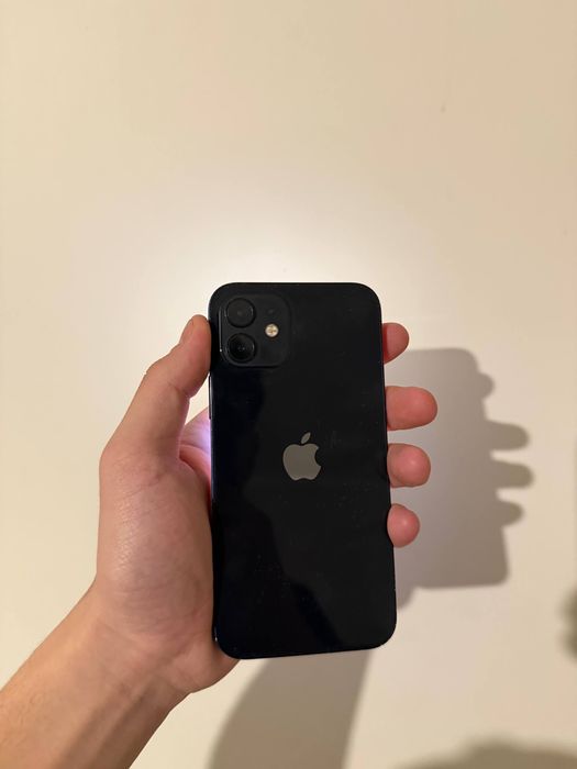 Продам айфон 12 128 гб