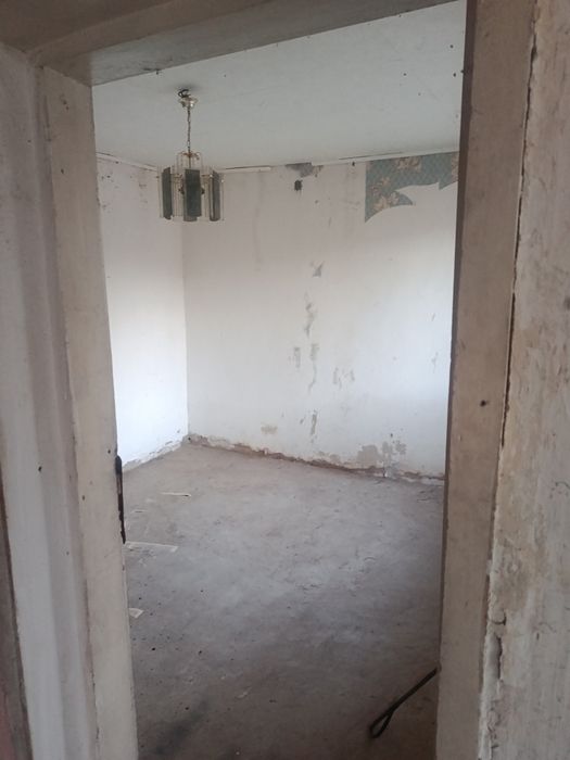 Продава се къща в град Тръстеник