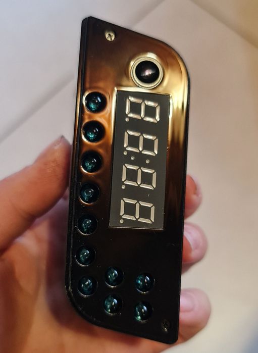 Ceas de birou spy cu camera ascunsă