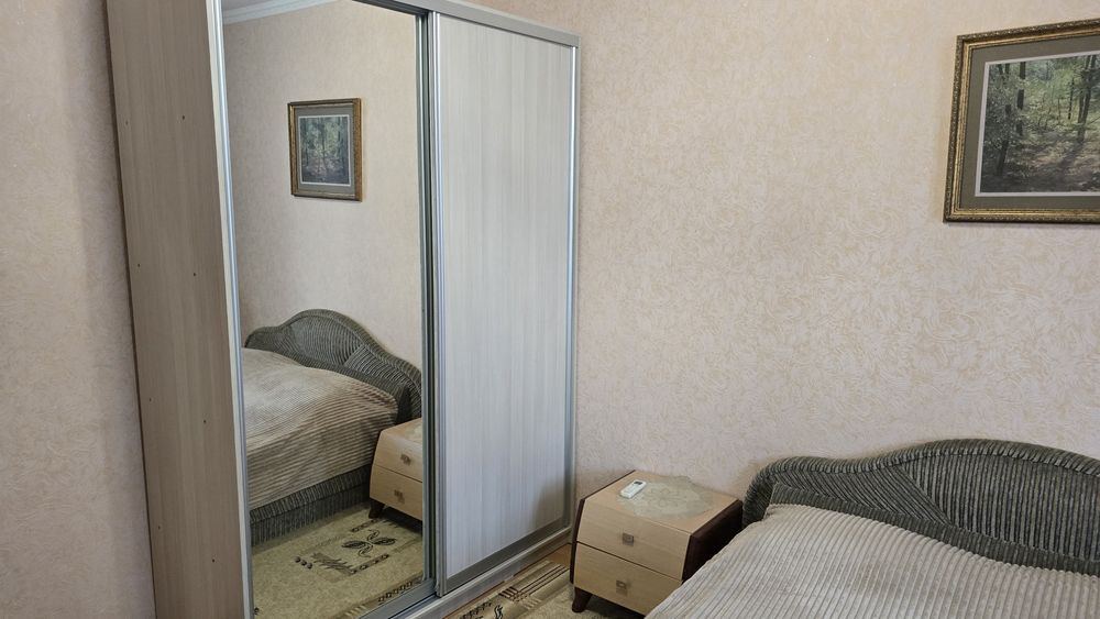 Посуточно 2 комн, 12 мкр., квартирные документы, чеки, ЭСФ.