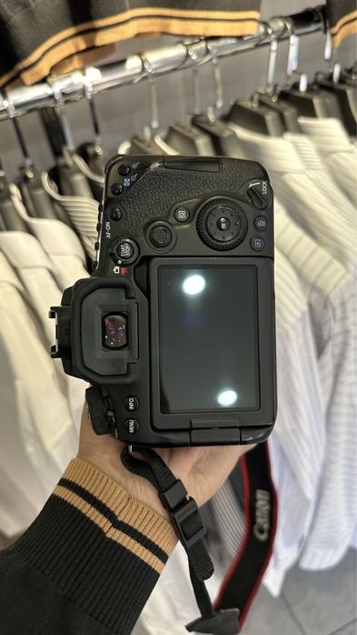 Фотоаппарат Canon EOS 90D