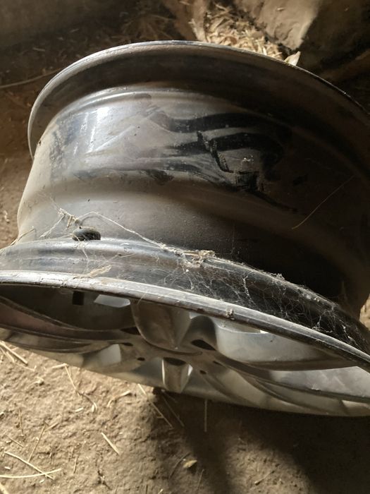 Диска на вмв 15 размер